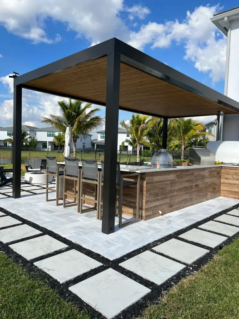 Custom design of outdoor living areas in Florida